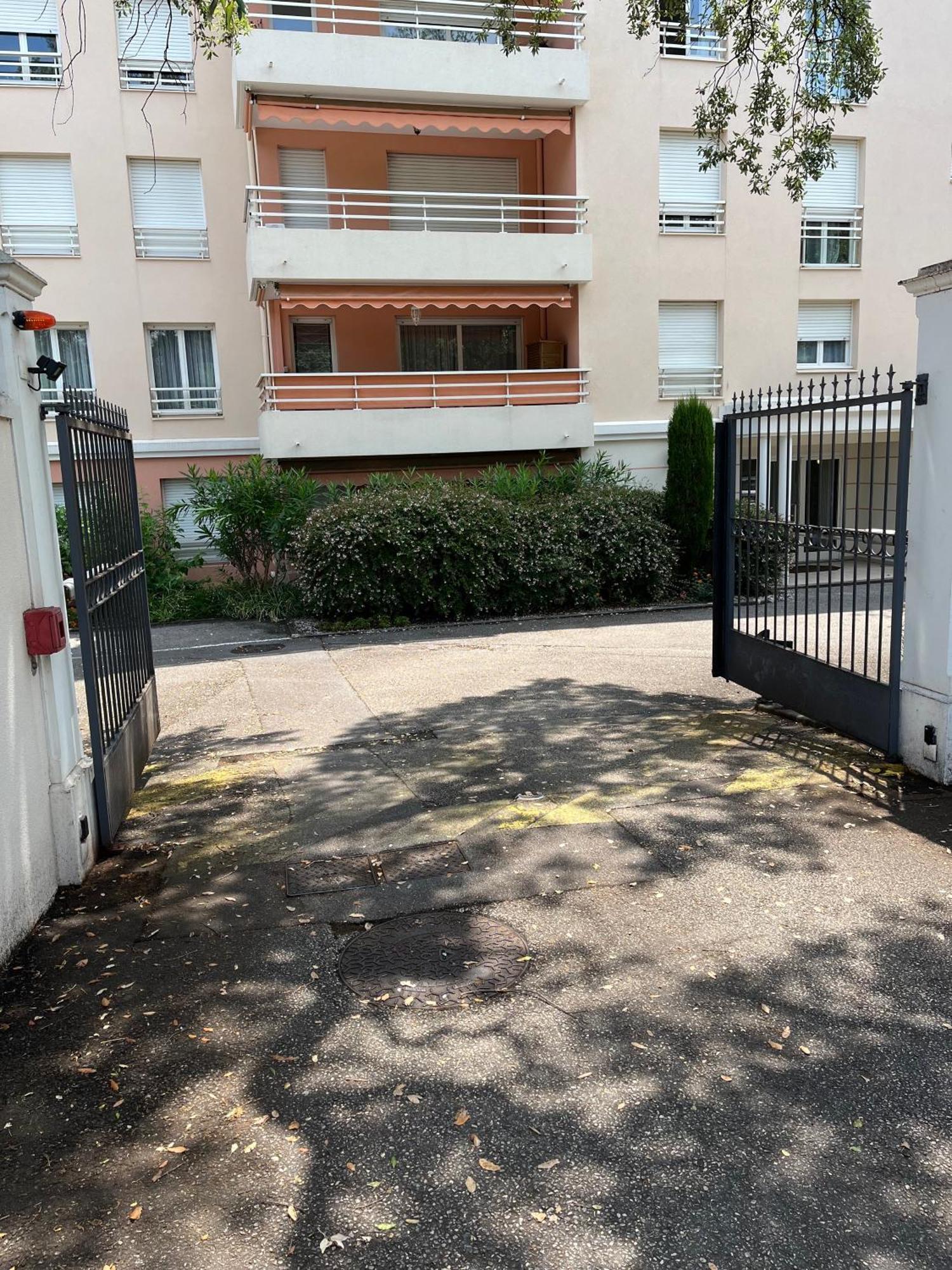 Appartement 84M² Avec 2 Parkings Privatifs Villeneuve-Loubet Eksteriør bilde